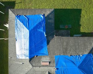 roof-tarping-services-1