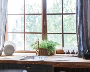 wood-windows-1